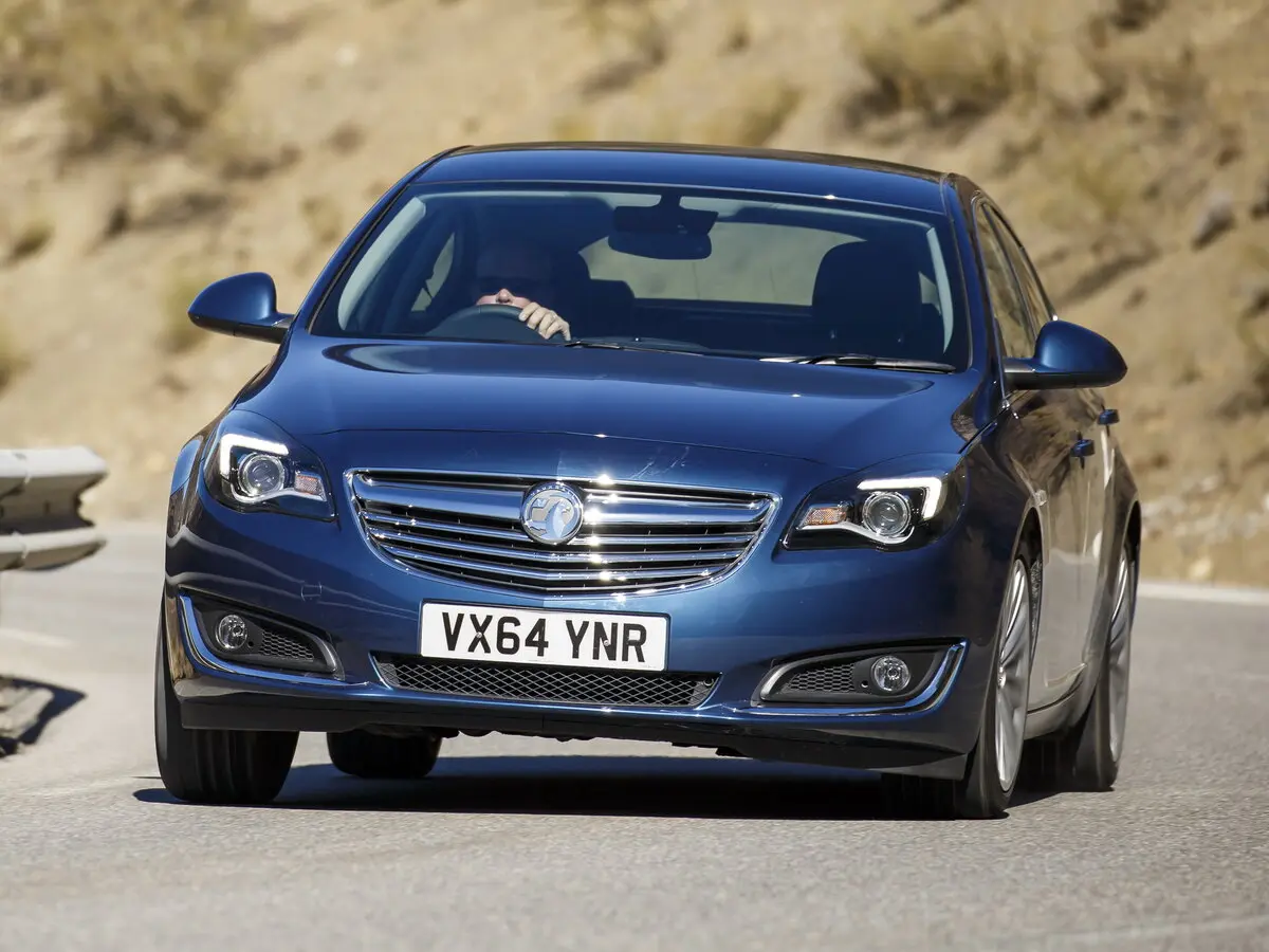 Vauxhall Insignia I Рестайлинг Лифтбек — сүрөт 3