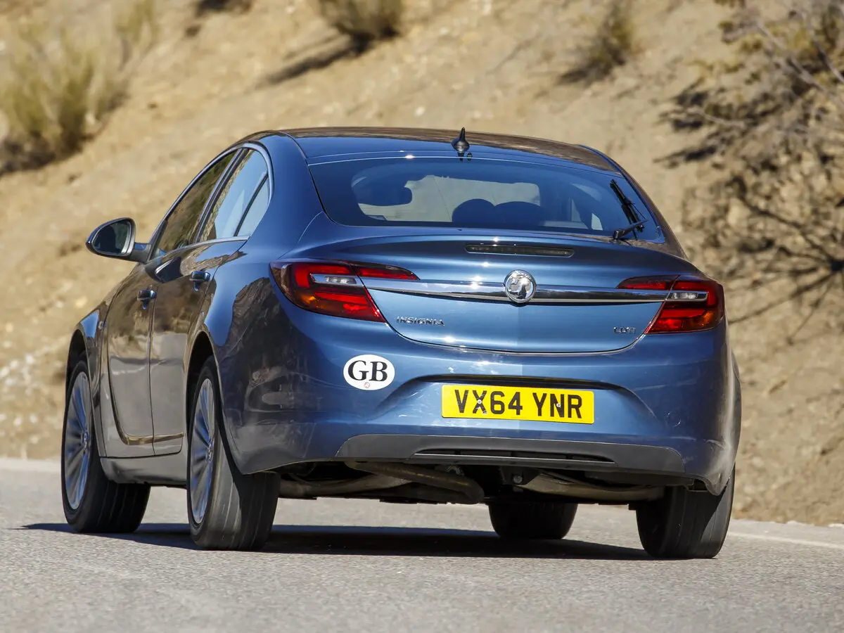 Vauxhall Insignia I Рестайлинг Лифтбек — сүрөт 4