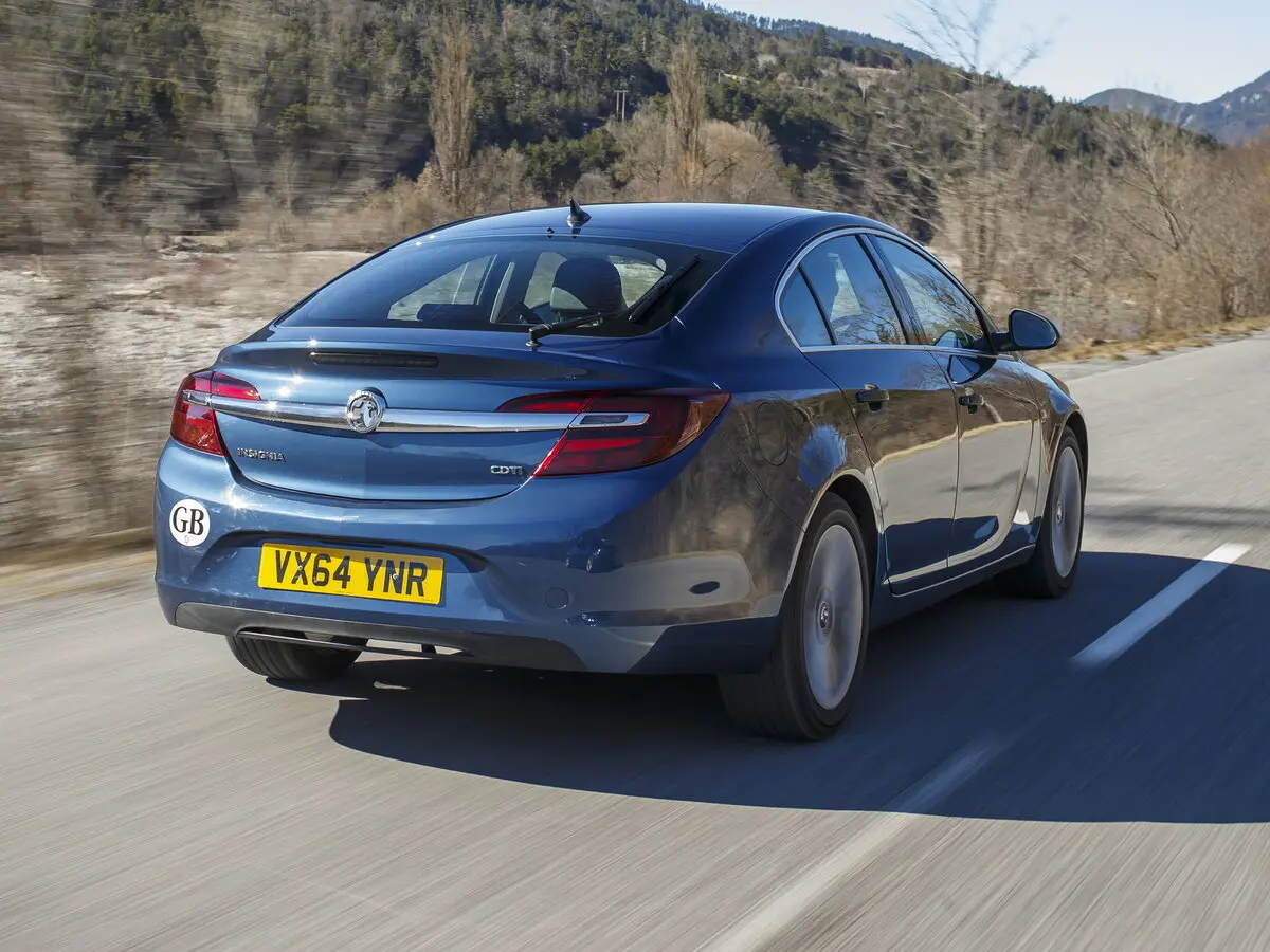 Vauxhall Insignia I Рестайлинг Лифтбек — сүрөт 5