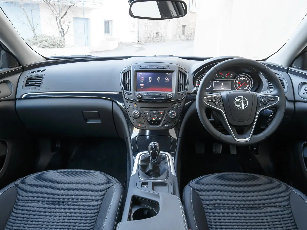 Vauxhall Insignia I Рестайлинг Лифтбек — сүрөт 6