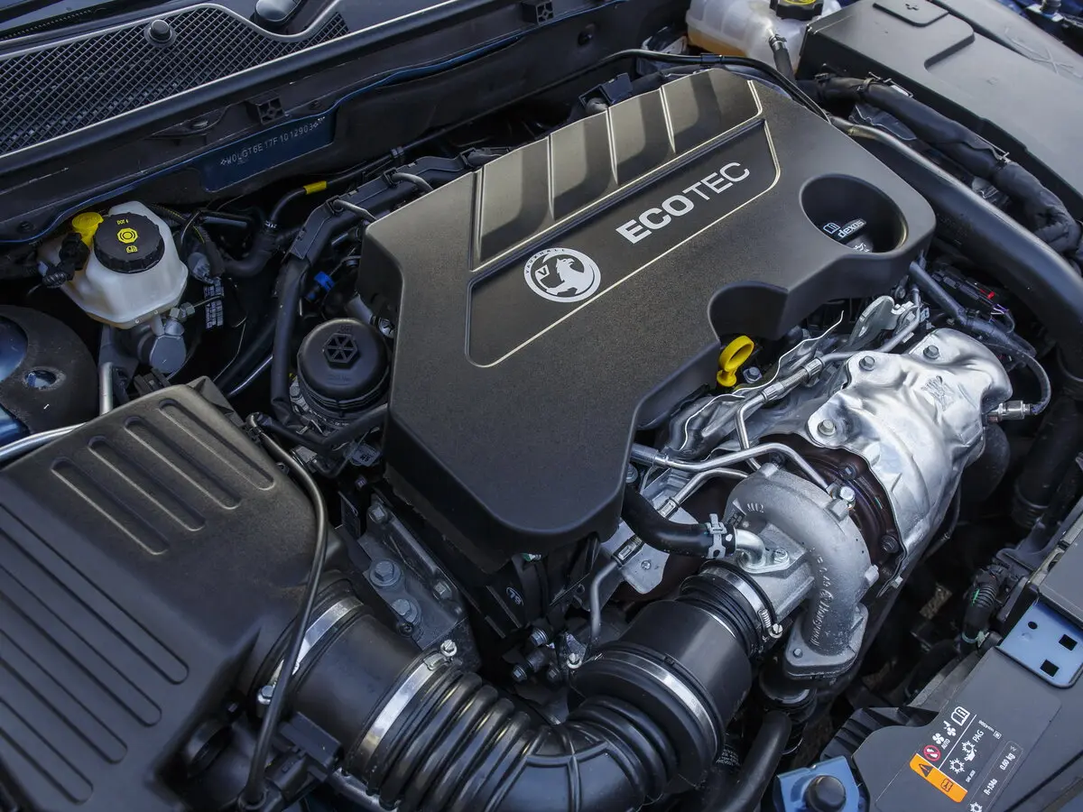 Vauxhall Insignia I Рестайлинг Лифтбек — сүрөт 9
