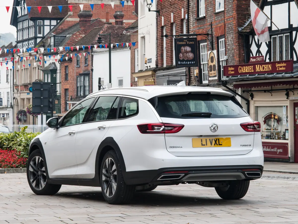 Vauxhall Insignia II Универсал 5 дв. Country Tourer — 照片 4
