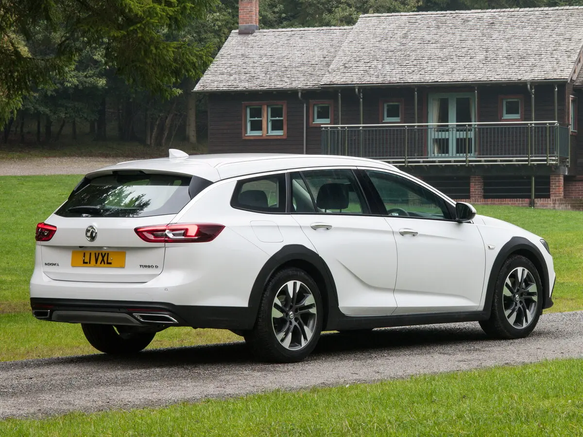 Vauxhall Insignia II Универсал 5 дв. Country Tourer — 照片 5