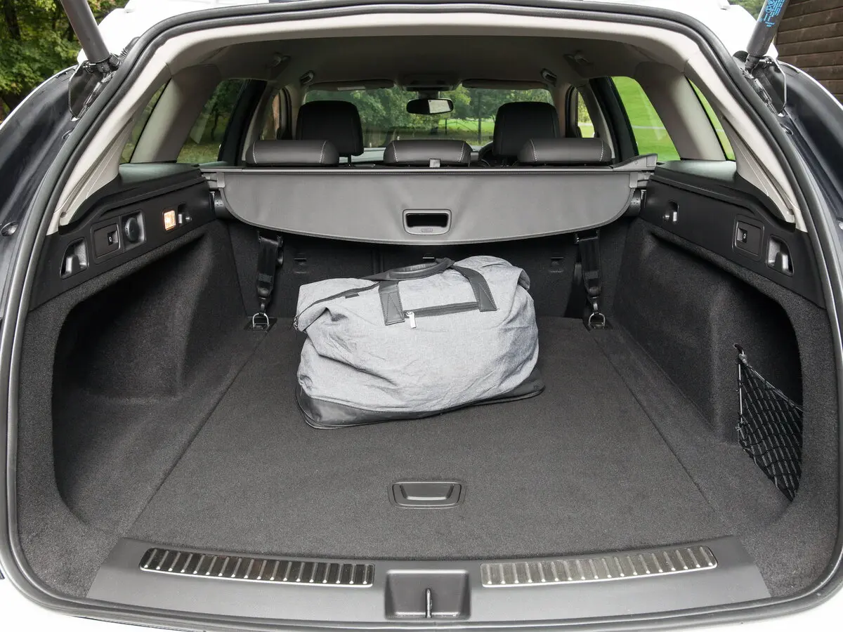 Vauxhall Insignia II Универсал 5 дв. Country Tourer — 照片 10
