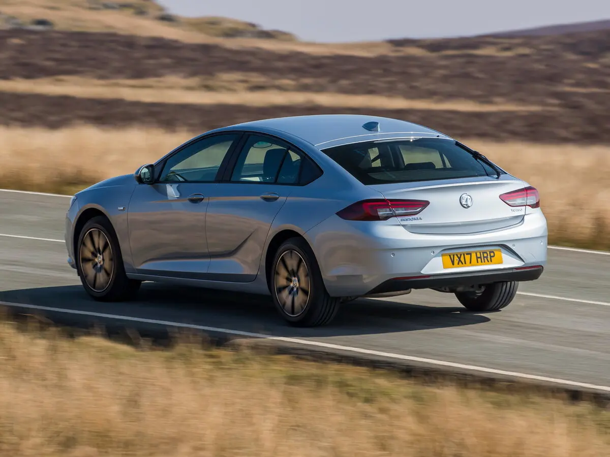 Vauxhall Insignia II Лифтбек — 照片 5