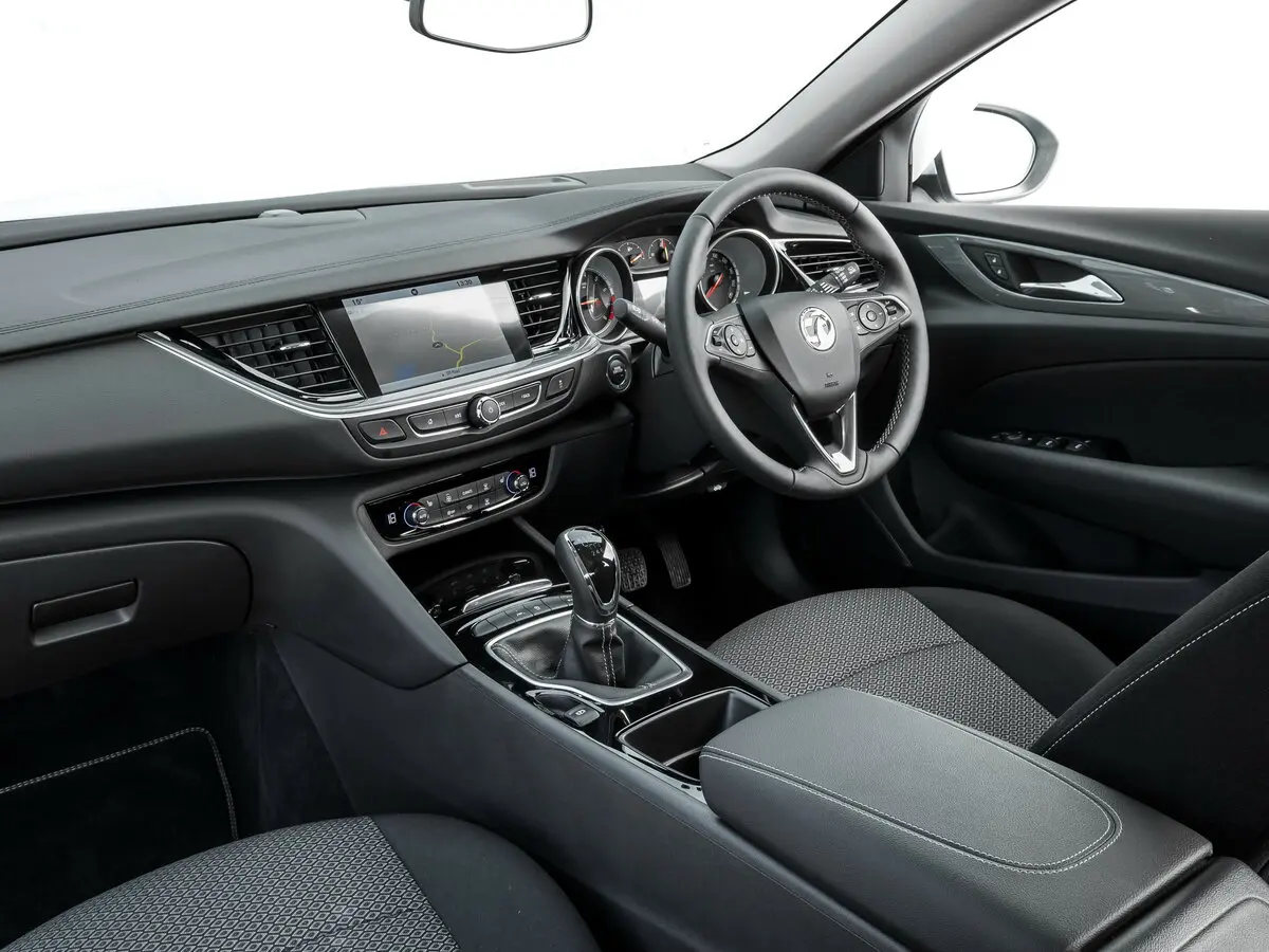 Vauxhall Insignia II Лифтбек — 照片 7