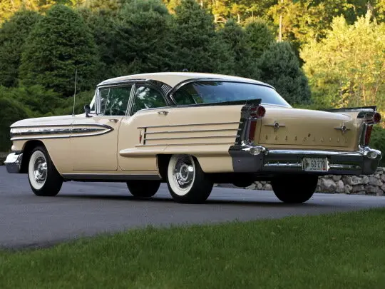 Oldsmobile Eighty-Eight III Седан — 照片 5