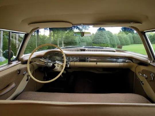 Oldsmobile Eighty-Eight III Седан — 照片 6