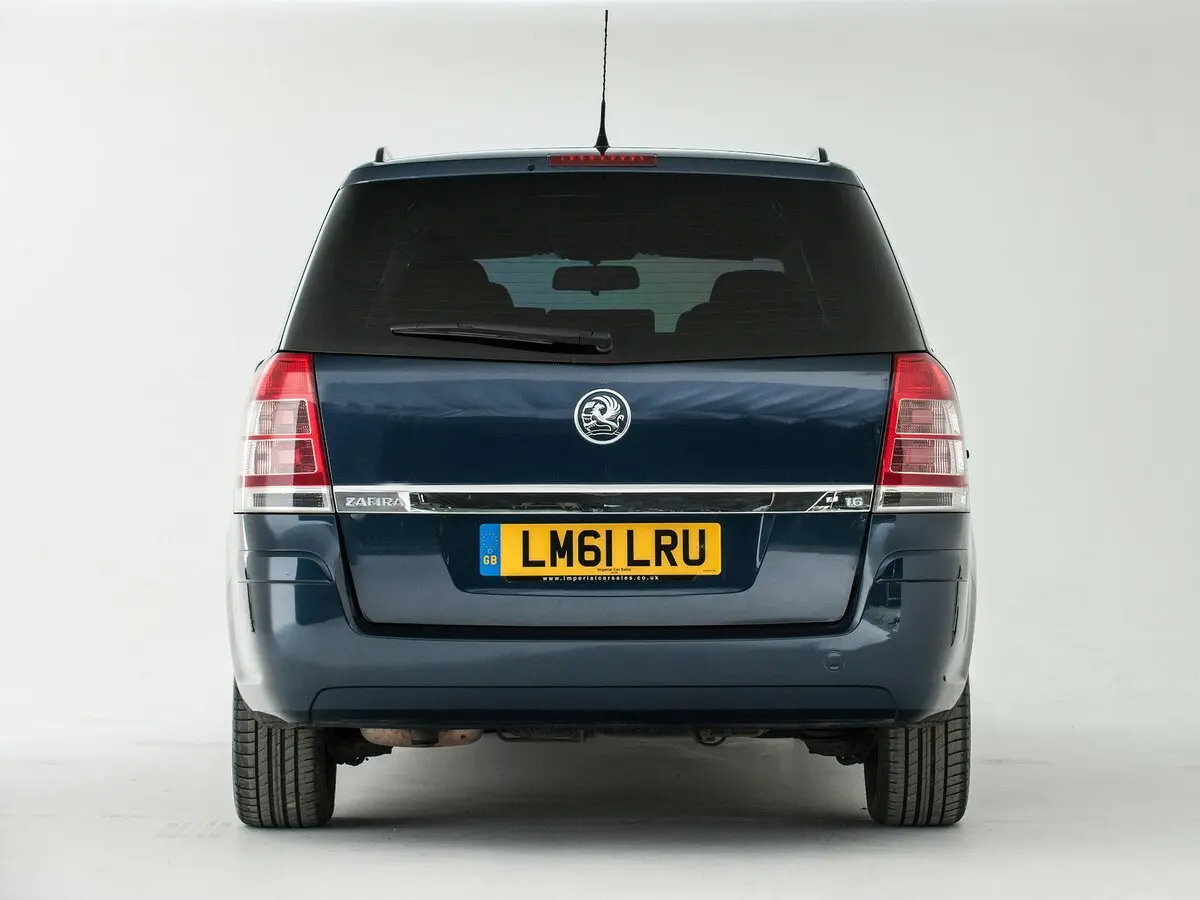 Vauxhall Zafira B Рестайлинг Компактвэн — photo 4