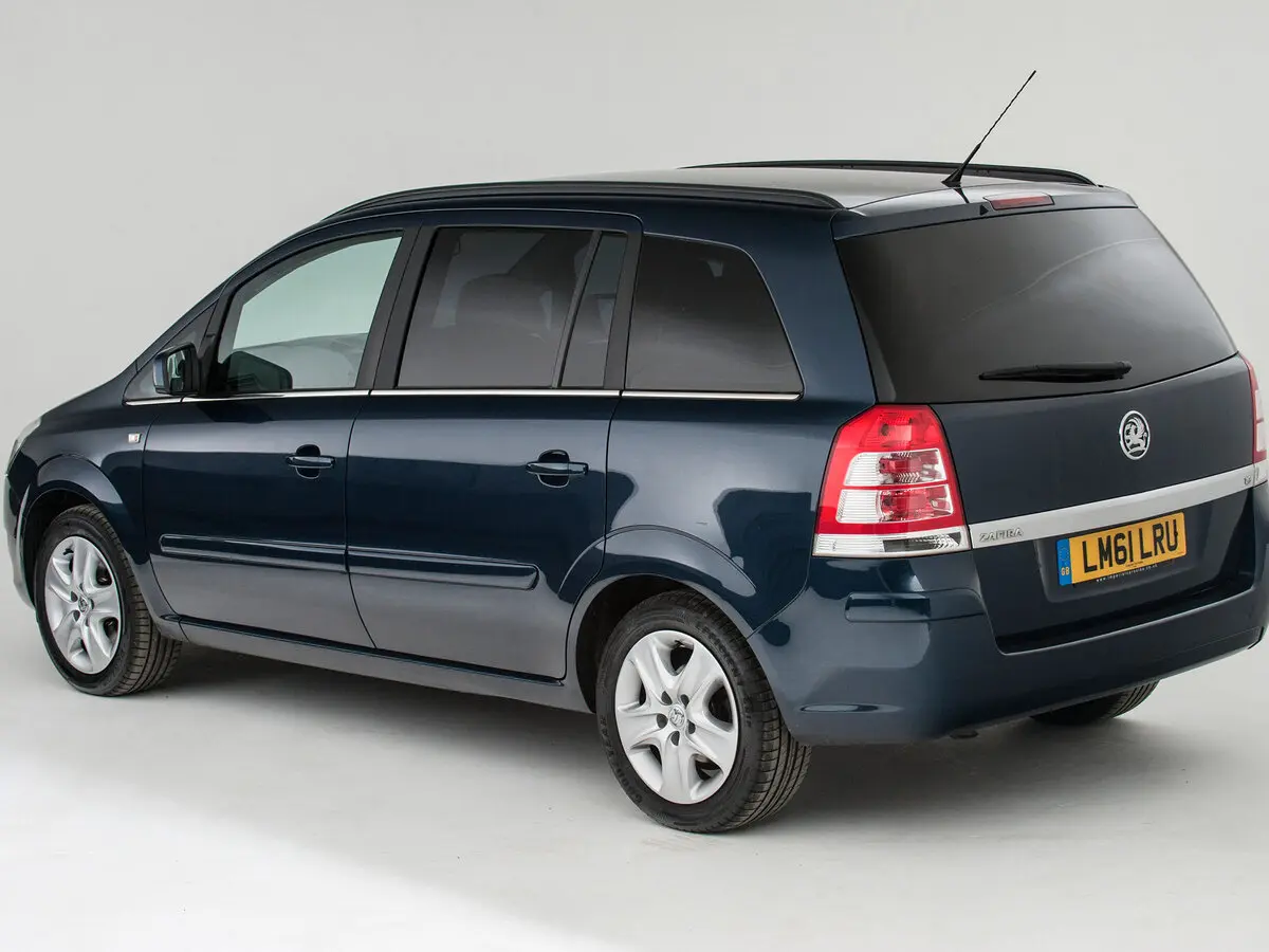 Vauxhall Zafira B Рестайлинг Компактвэн — photo 5