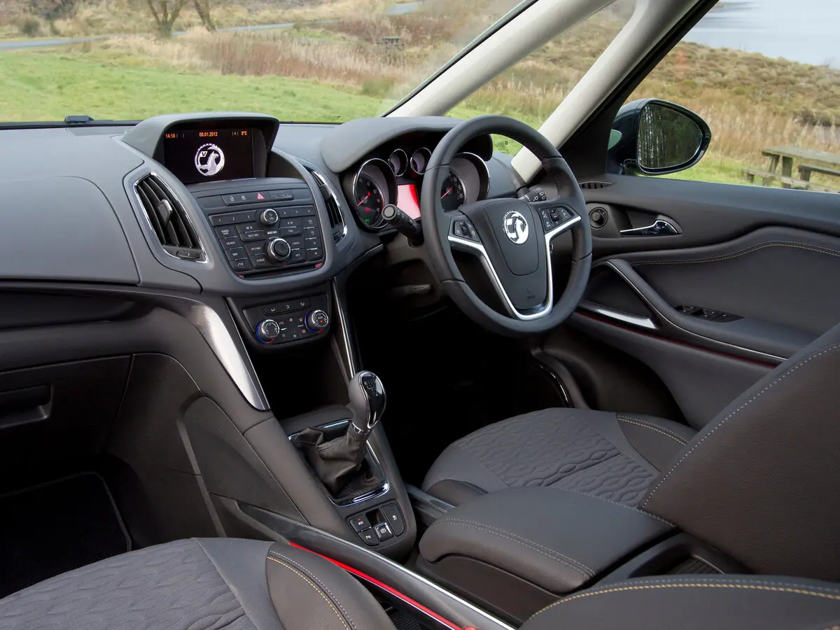 Vauxhall Zafira C Компактвэн — сүрөт 6
