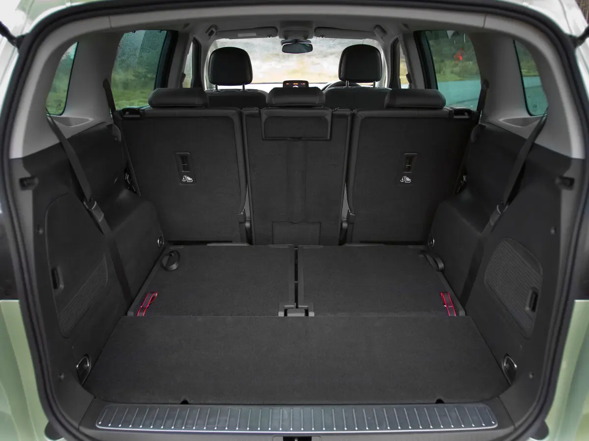 Vauxhall Zafira C Компактвэн — сүрөт 9