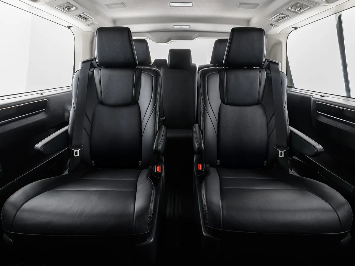 Toyota HiAce H300 Минивэн — сүрөт 6