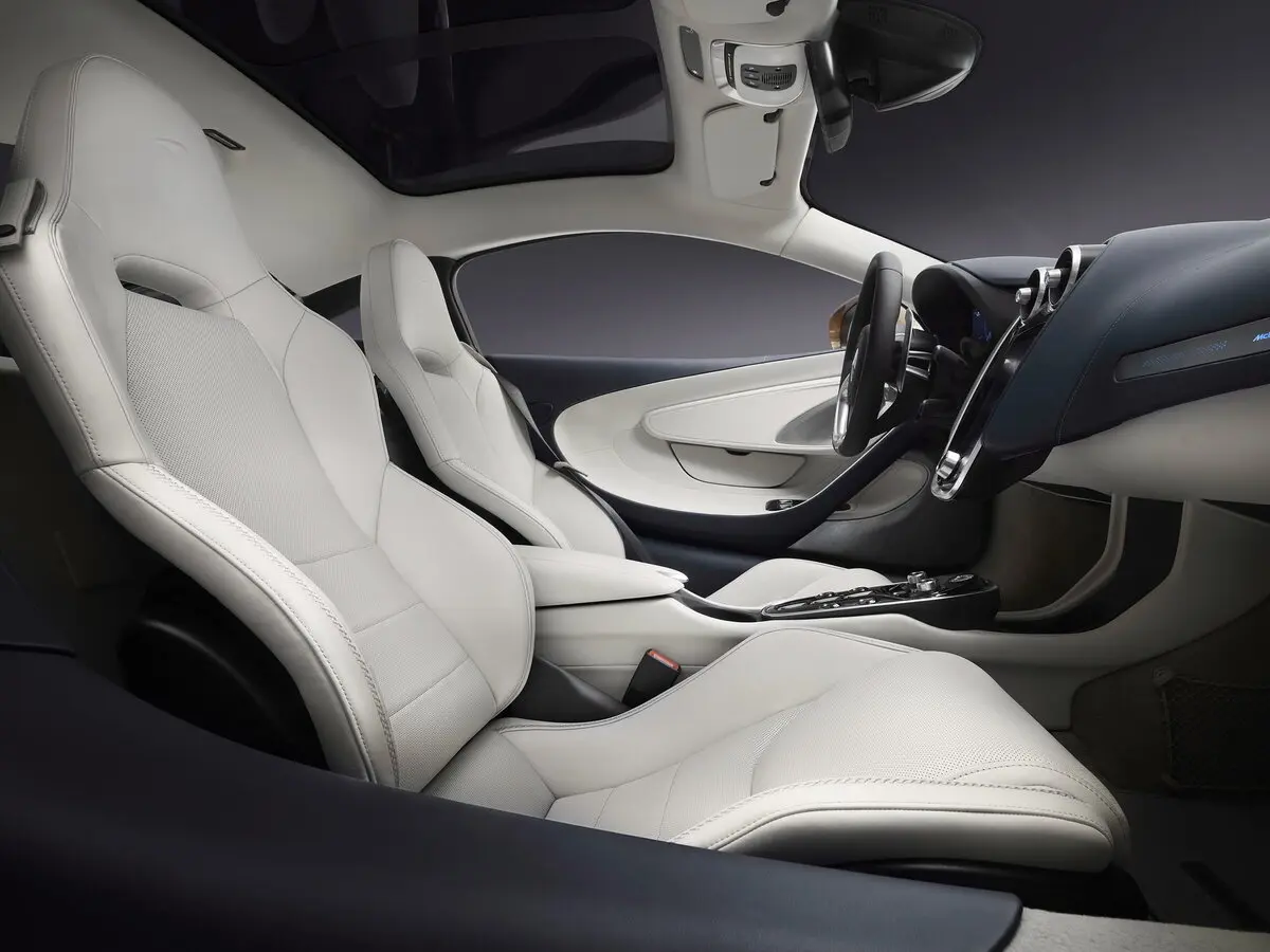 McLaren GT 2019 – 2023 Купе — 照片 7