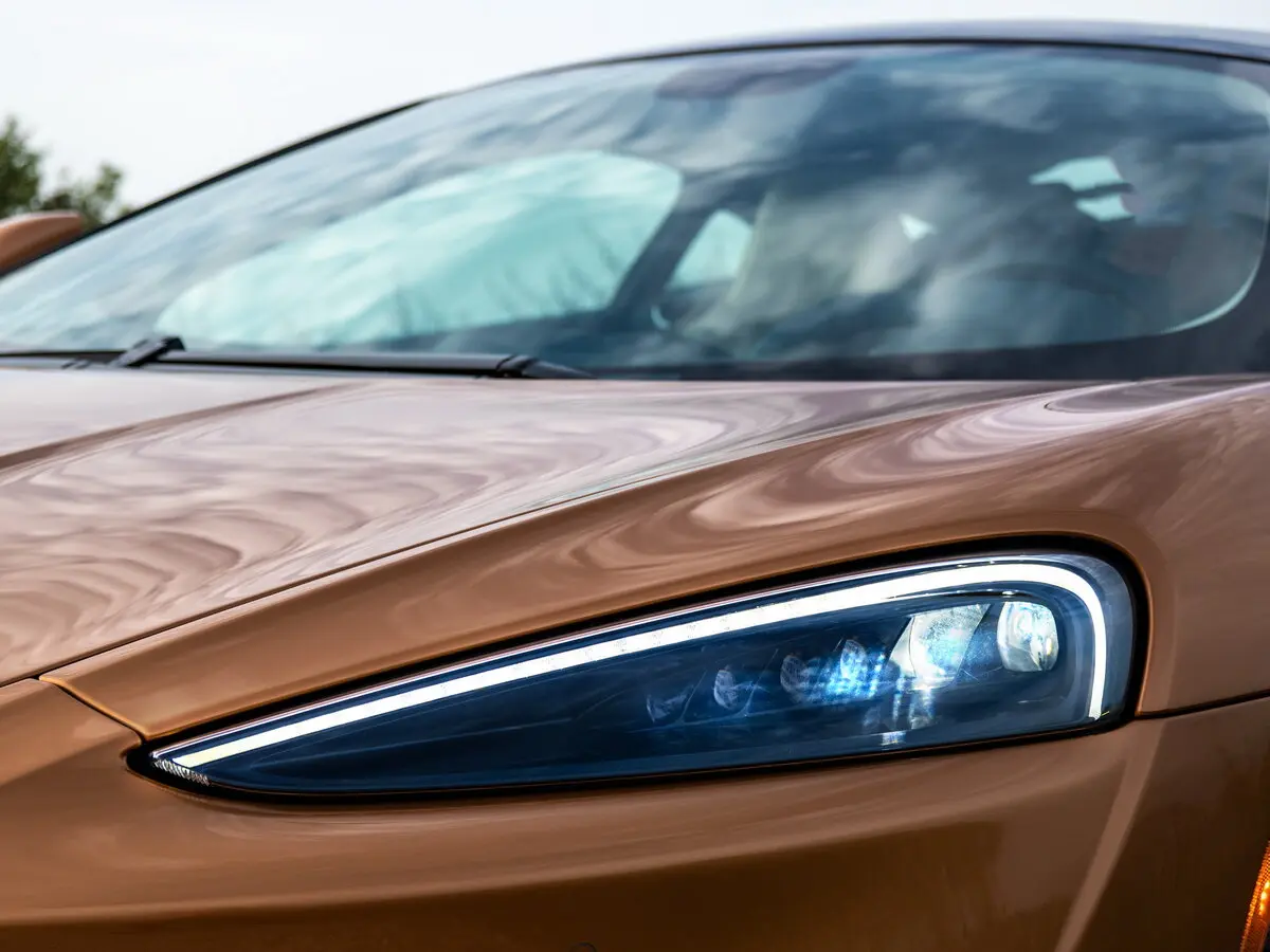 McLaren GT 2019 – 2023 Купе — 照片 12