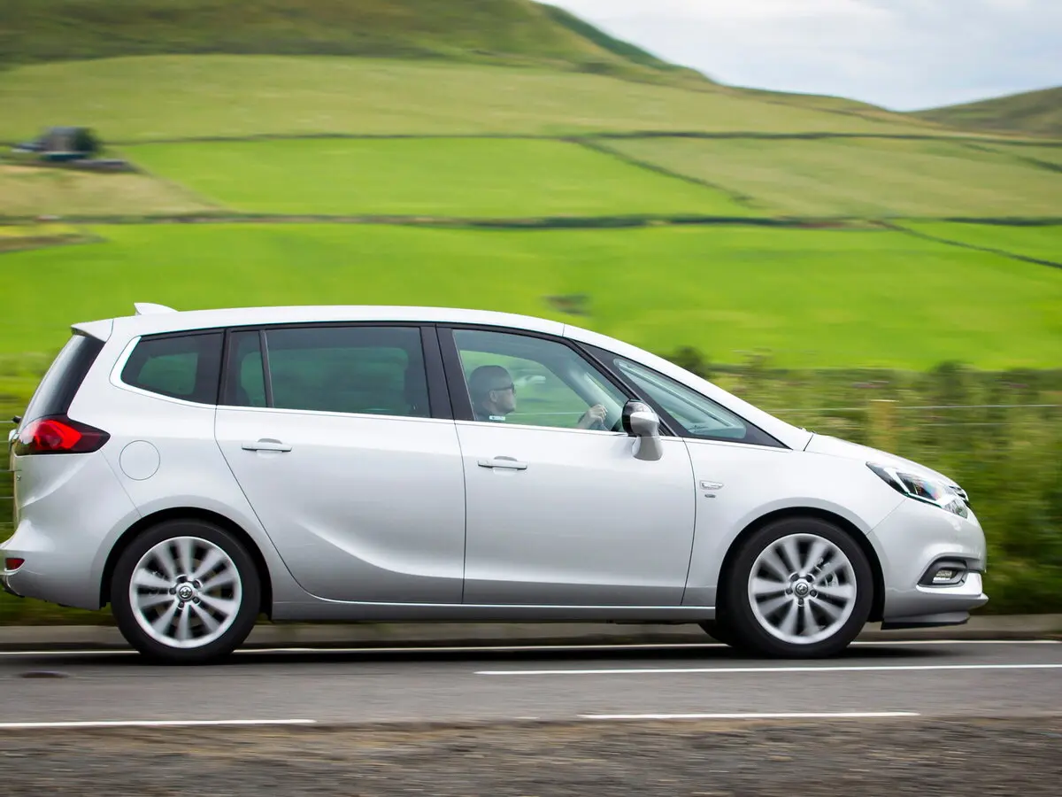 Vauxhall Zafira C Рестайлинг Минивэн — сүрөт 2