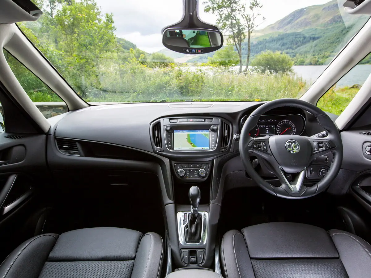 Vauxhall Zafira C Рестайлинг Минивэн — сүрөт 6