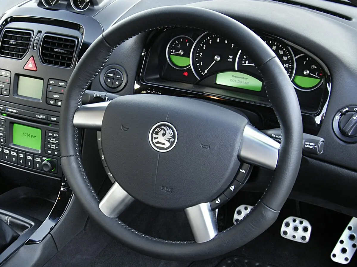 Vauxhall Monaro 2001 – 2007 Купе VXR — сүрөт 6