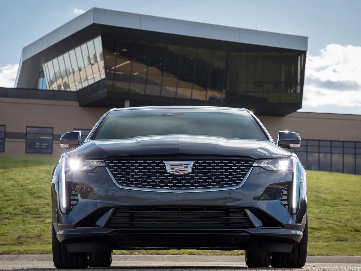 Cadillac CT4 I Седан — photo 3