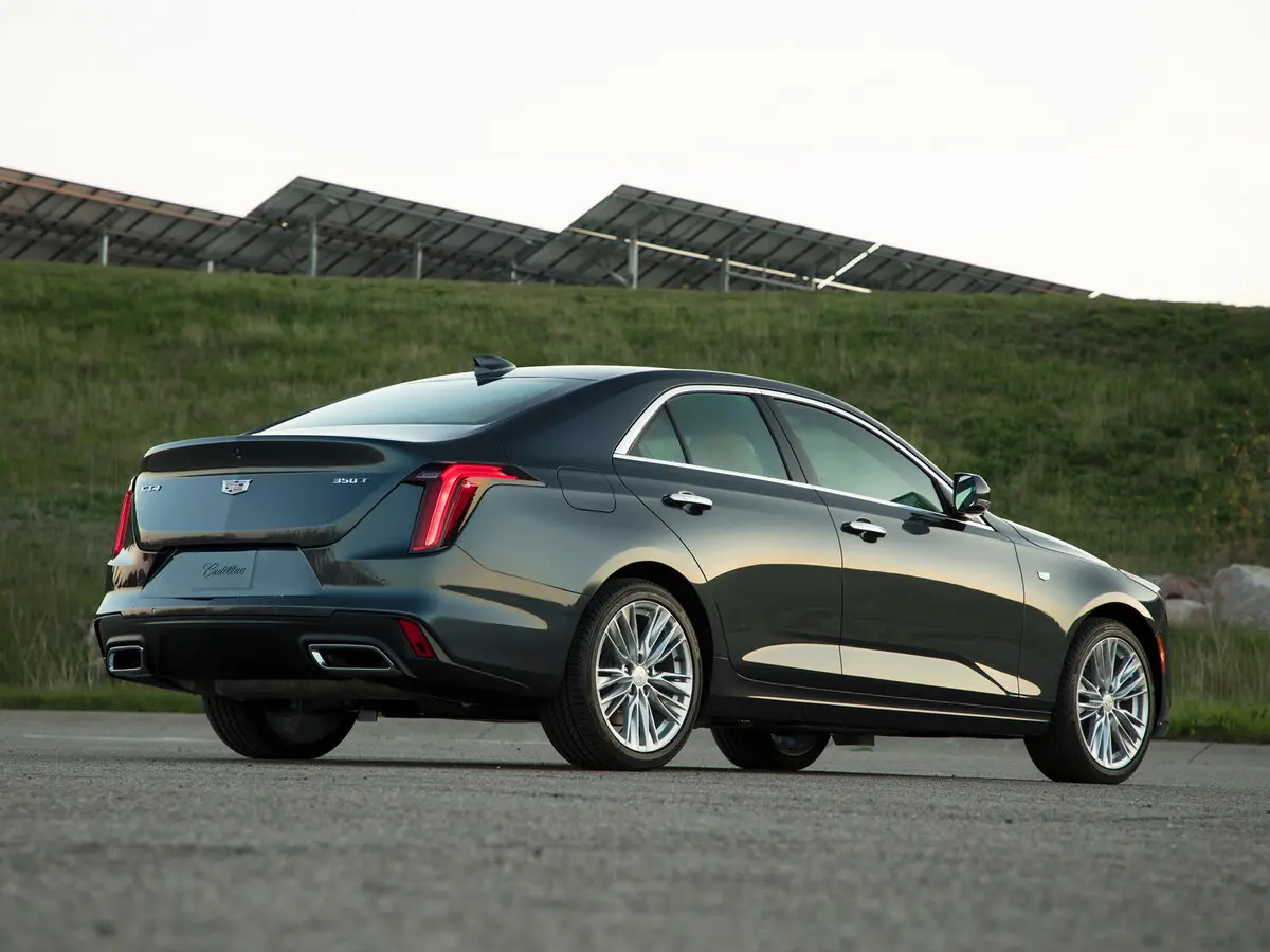 Cadillac CT4 I Седан — photo 5