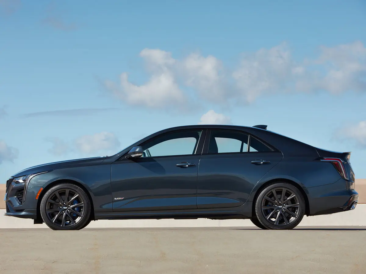 Cadillac CT4-V I Седан — сүрөт 2
