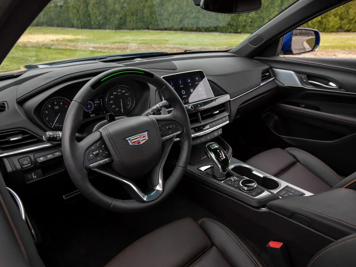 Cadillac CT4-V I Седан — сүрөт 7
