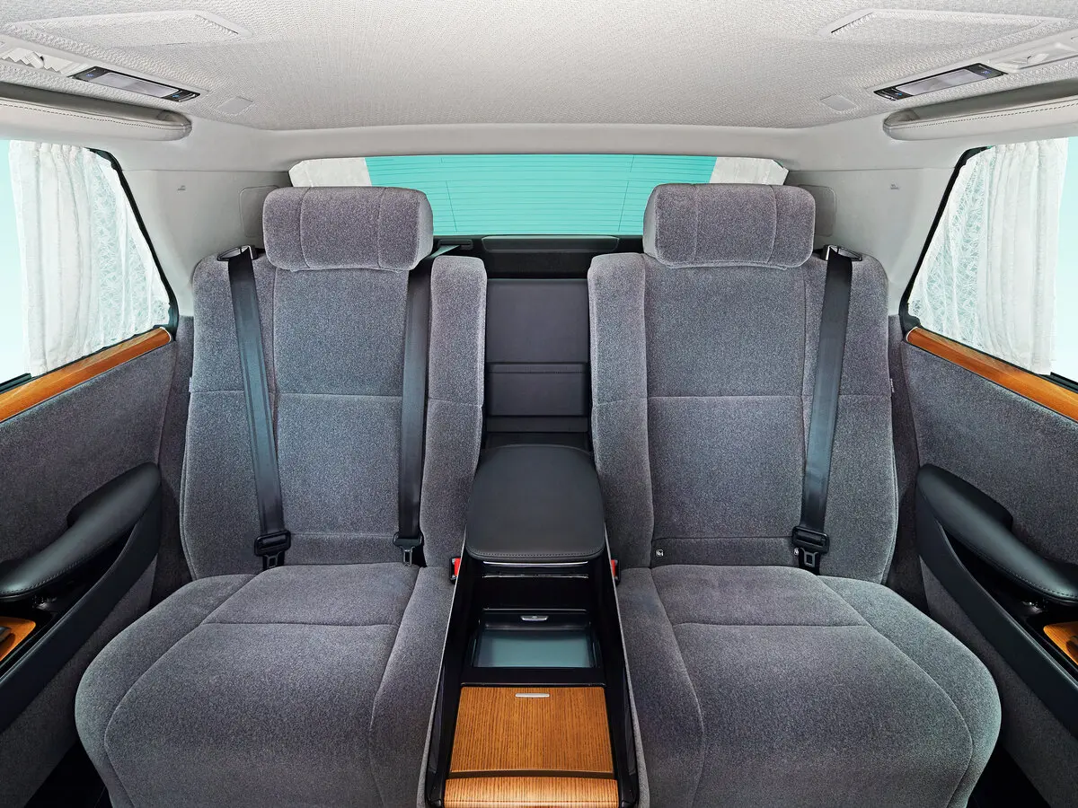 Toyota Century III (G60) Седан — фото 9