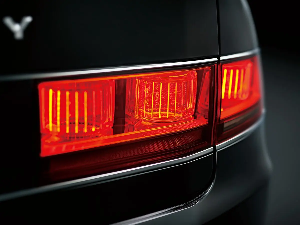 Toyota Century III (G60) Седан — фото 11