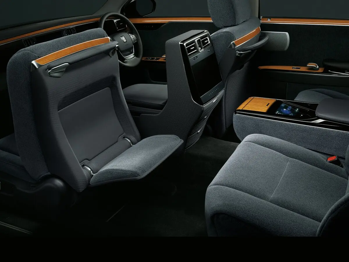 Toyota Century III (G60) Седан — фото 13