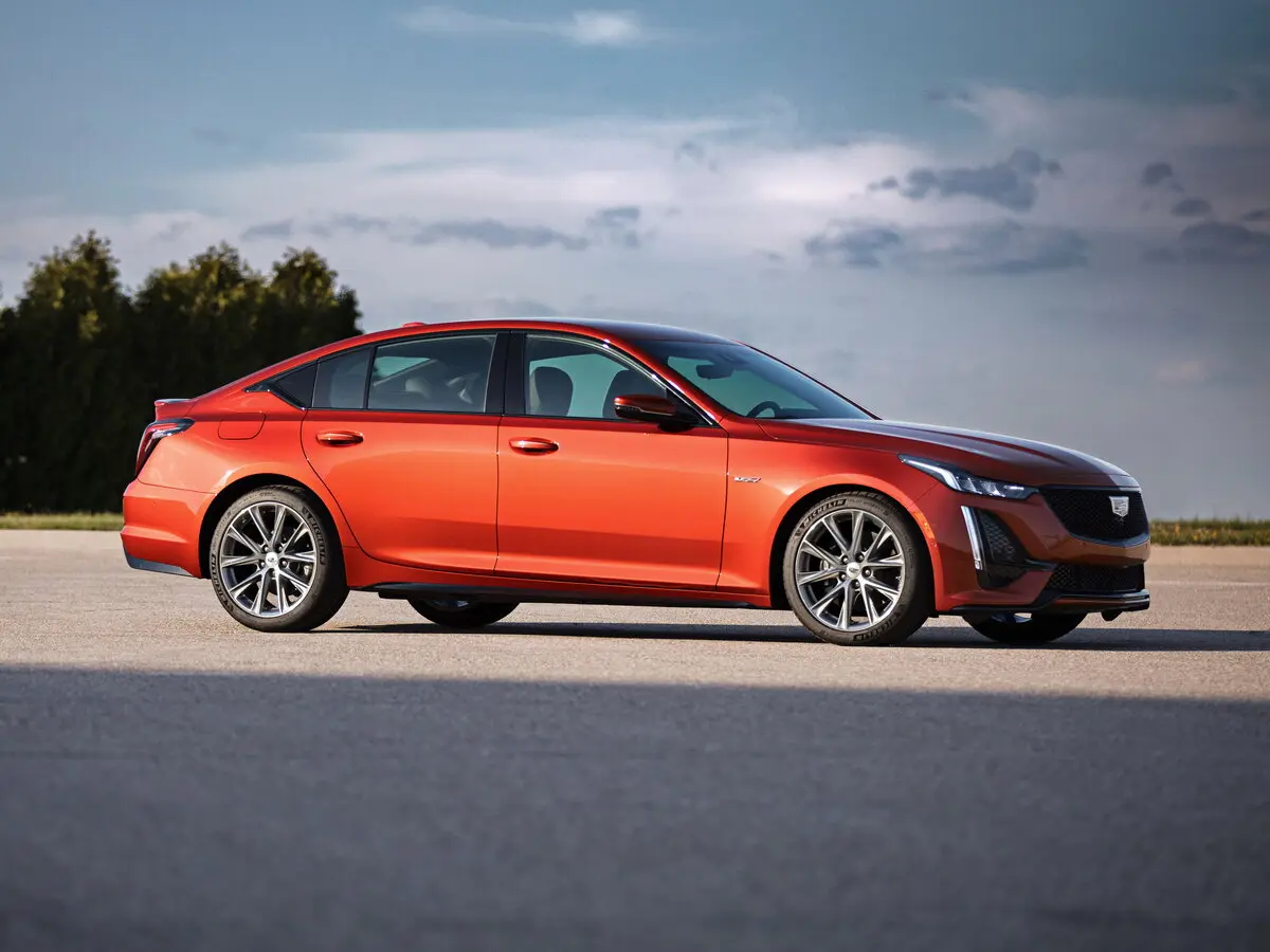 Cadillac CT5-V I Седан — сүрөт 2