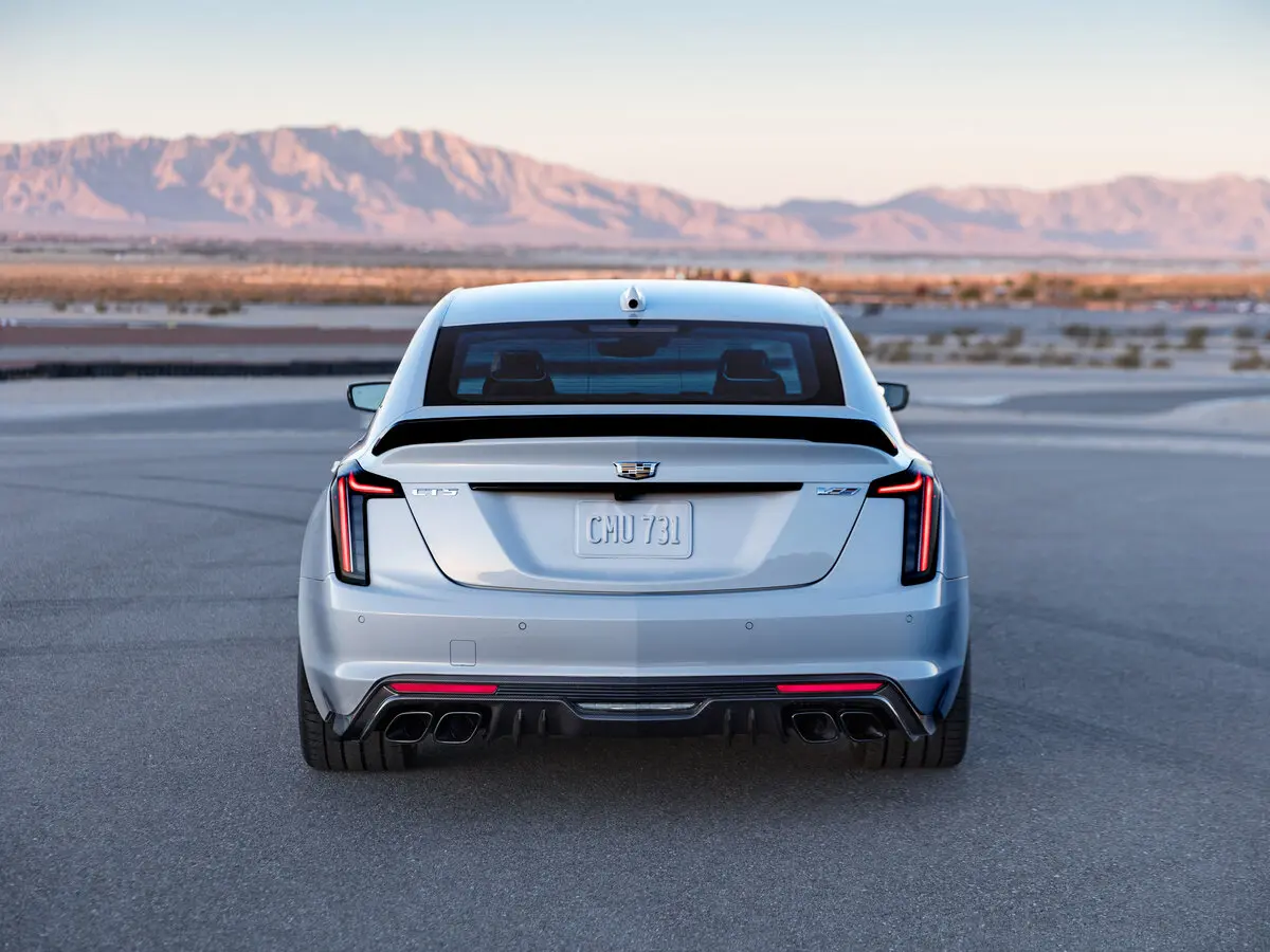 Cadillac CT5-V I Седан — сүрөт 4