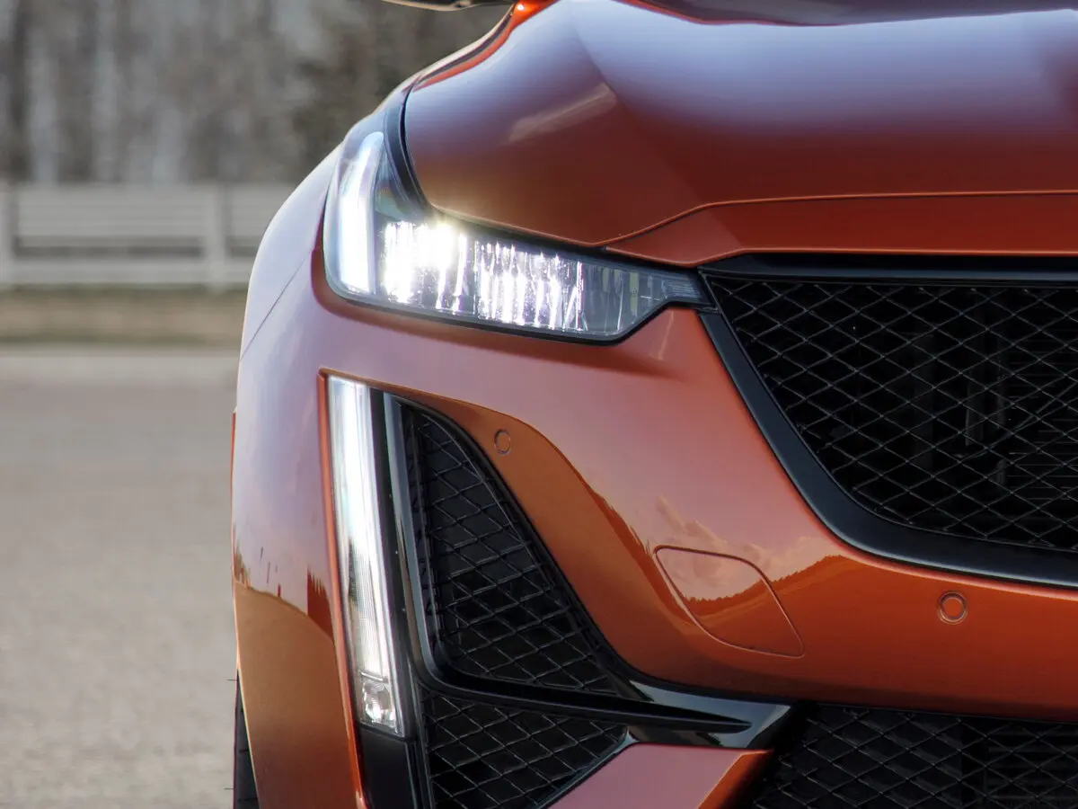 Cadillac CT5-V I Седан — сүрөт 10