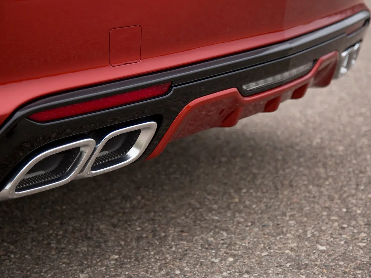 Cadillac CT5-V I Седан — сүрөт 12