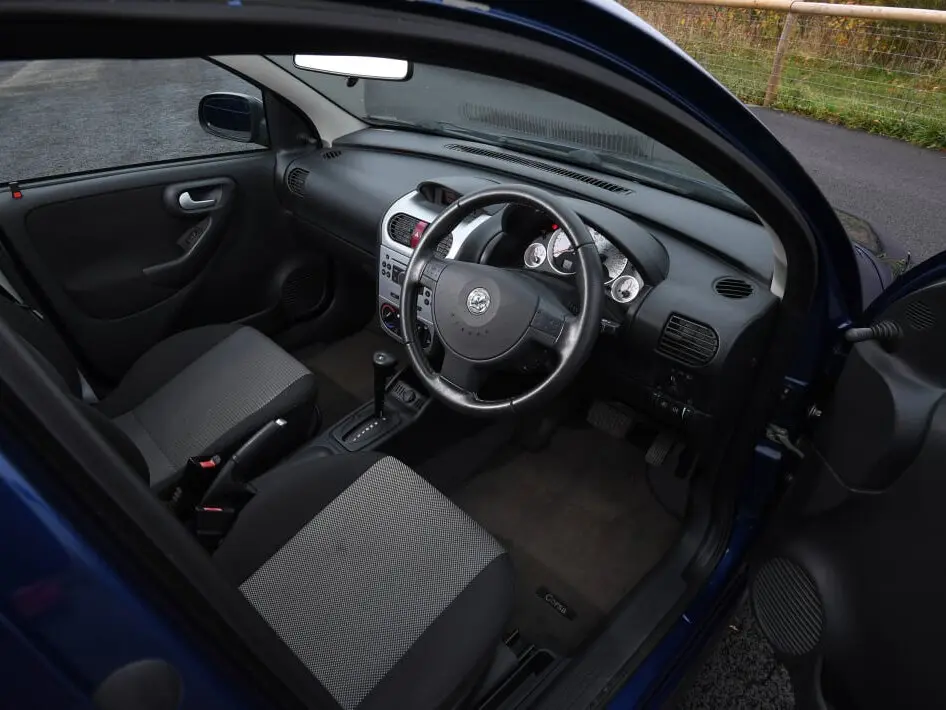 Vauxhall Corsa C Рестайлинг Хэтчбек 5 дв. — photo 4