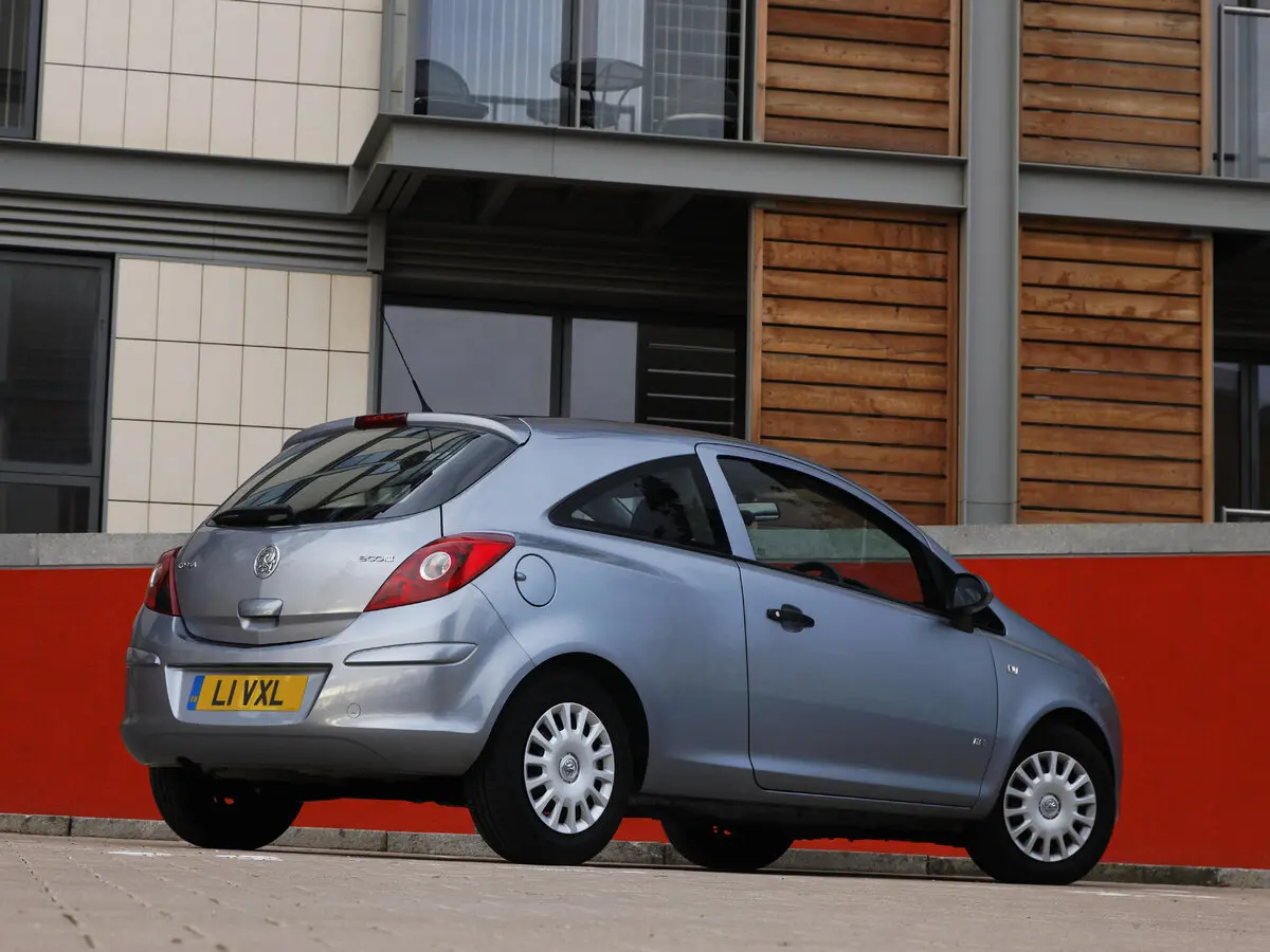 Vauxhall Corsa D Хэтчбек 3 дв. — photo 5