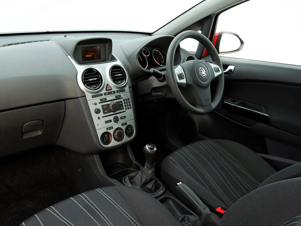 Vauxhall Corsa D Хэтчбек 3 дв. — photo 7