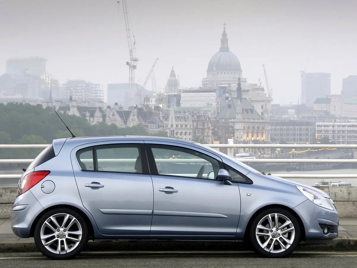 Vauxhall Corsa D Хэтчбек 5 дв. — photo 2