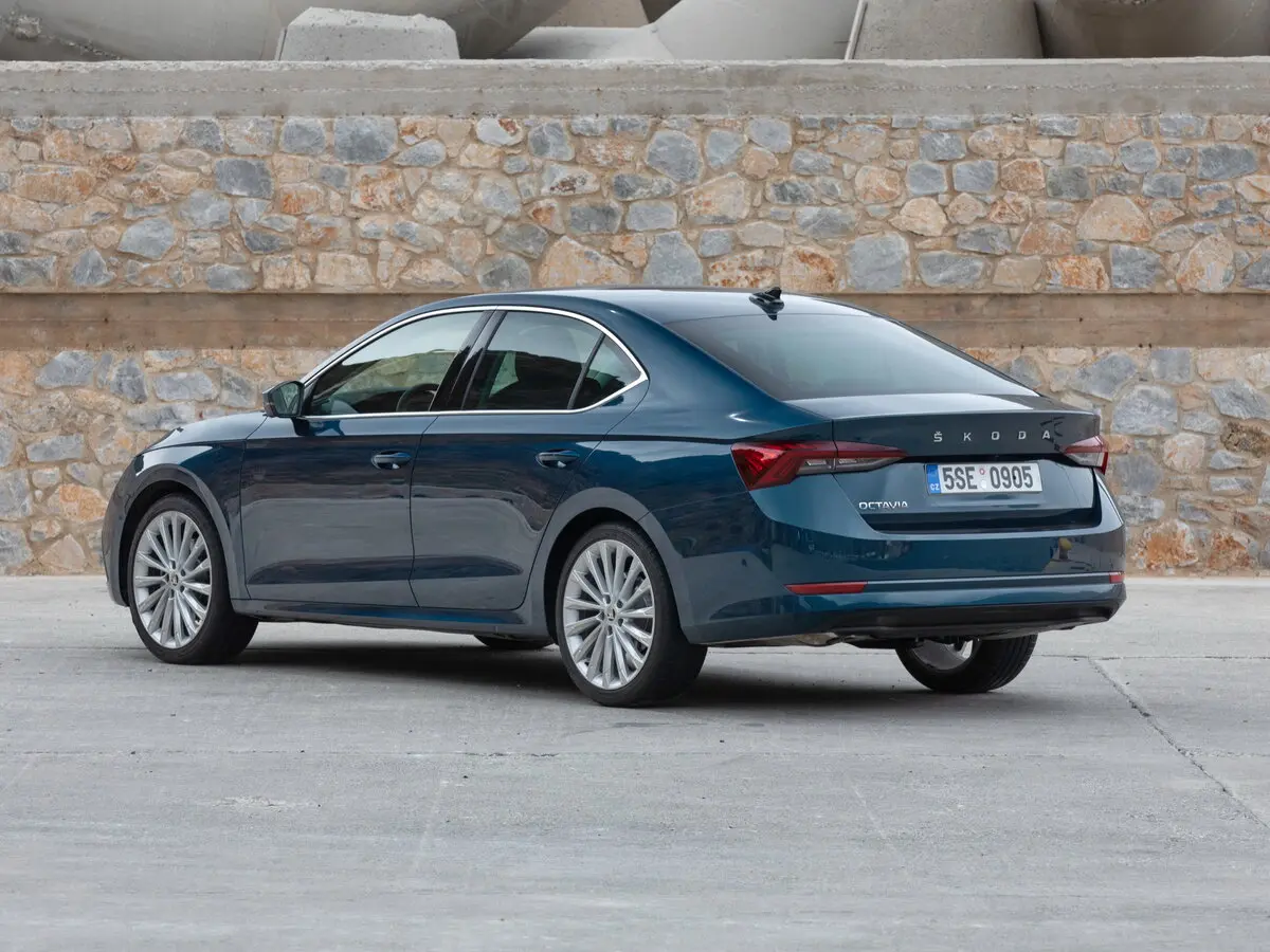 Skoda Octavia IV (A8) Лифтбек — сүрөт 5