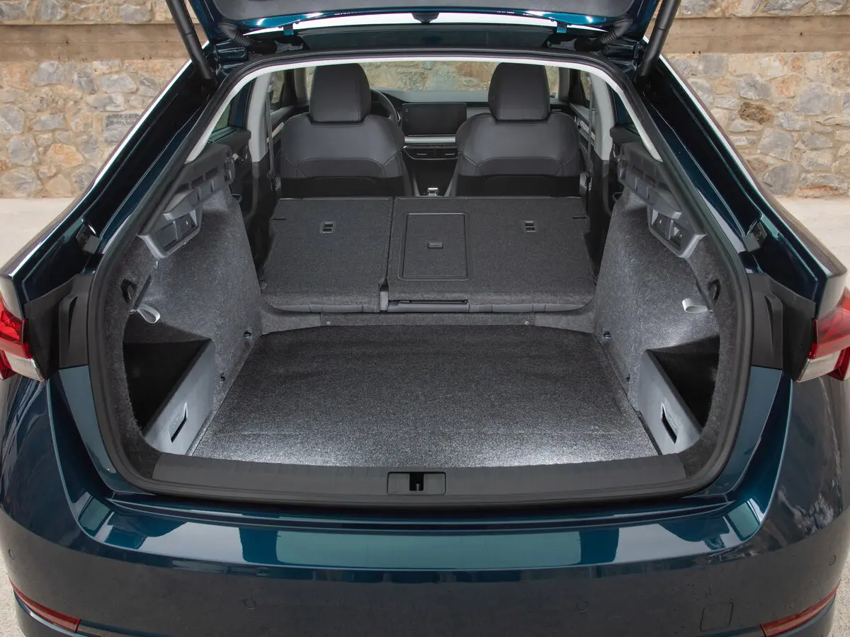 Skoda Octavia IV (A8) Лифтбек — сүрөт 11