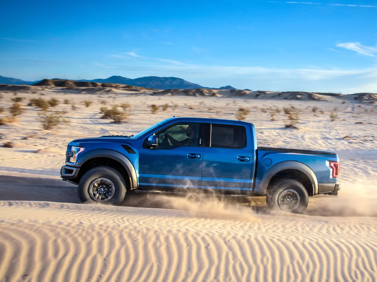 Ford F-150 XIII Рестайлинг Пикап Двойная кабина Raptor SuperCrew — фото 2