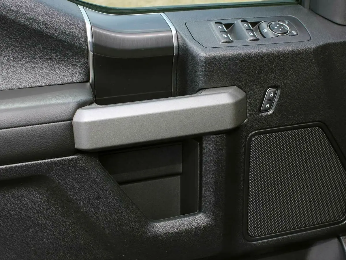 Ford F-150 XIII Рестайлинг Пикап Двойная кабина Raptor SuperCrew — фото 12