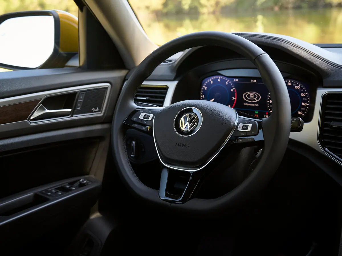 Volkswagen Atlas I Внедорожник 5 дв. — 照片 9