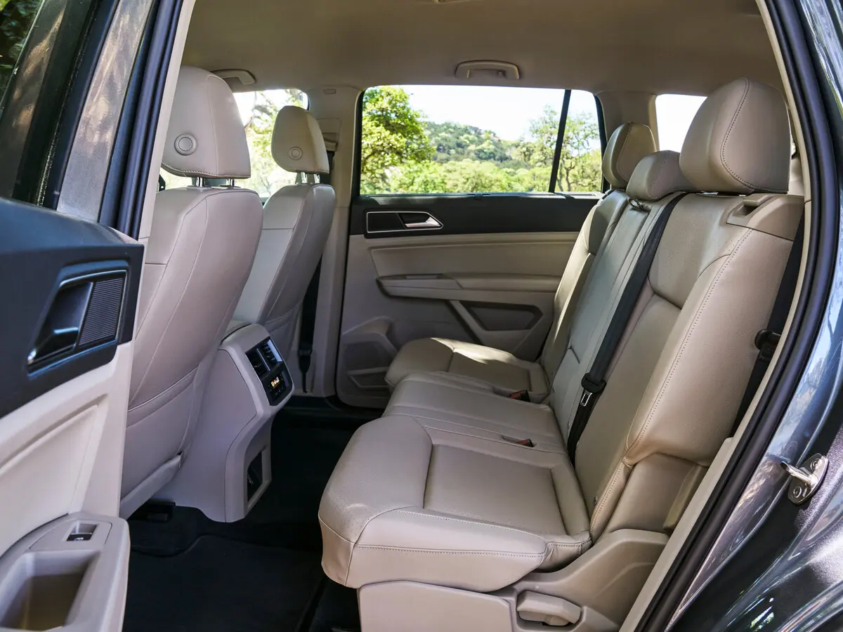 Volkswagen Atlas I Внедорожник 5 дв. — 照片 10