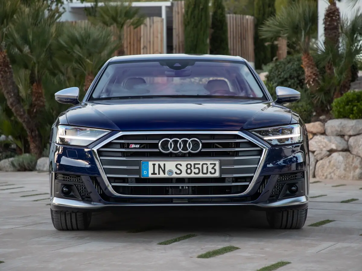Audi S8 IV (D5) Седан — 照片 3
