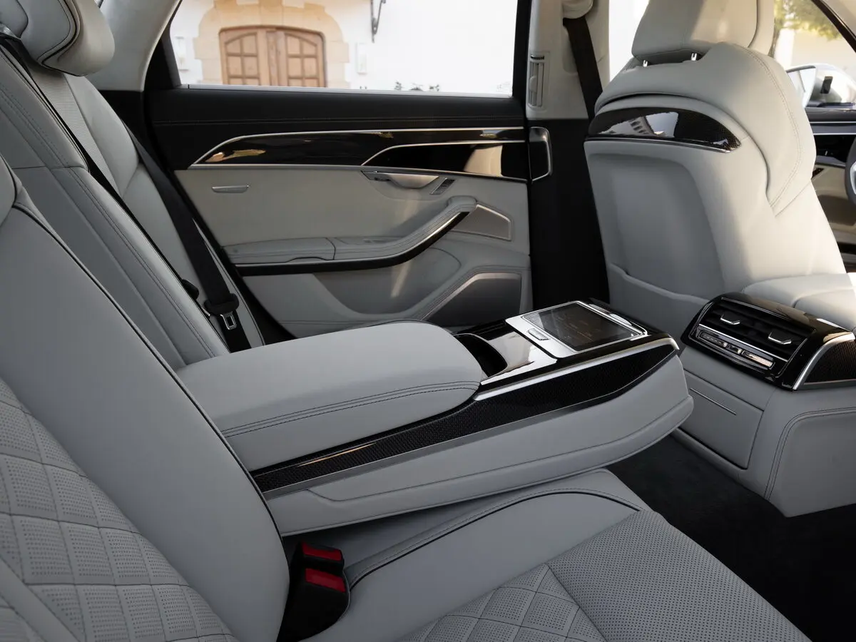 Audi S8 IV (D5) Седан — 照片 10