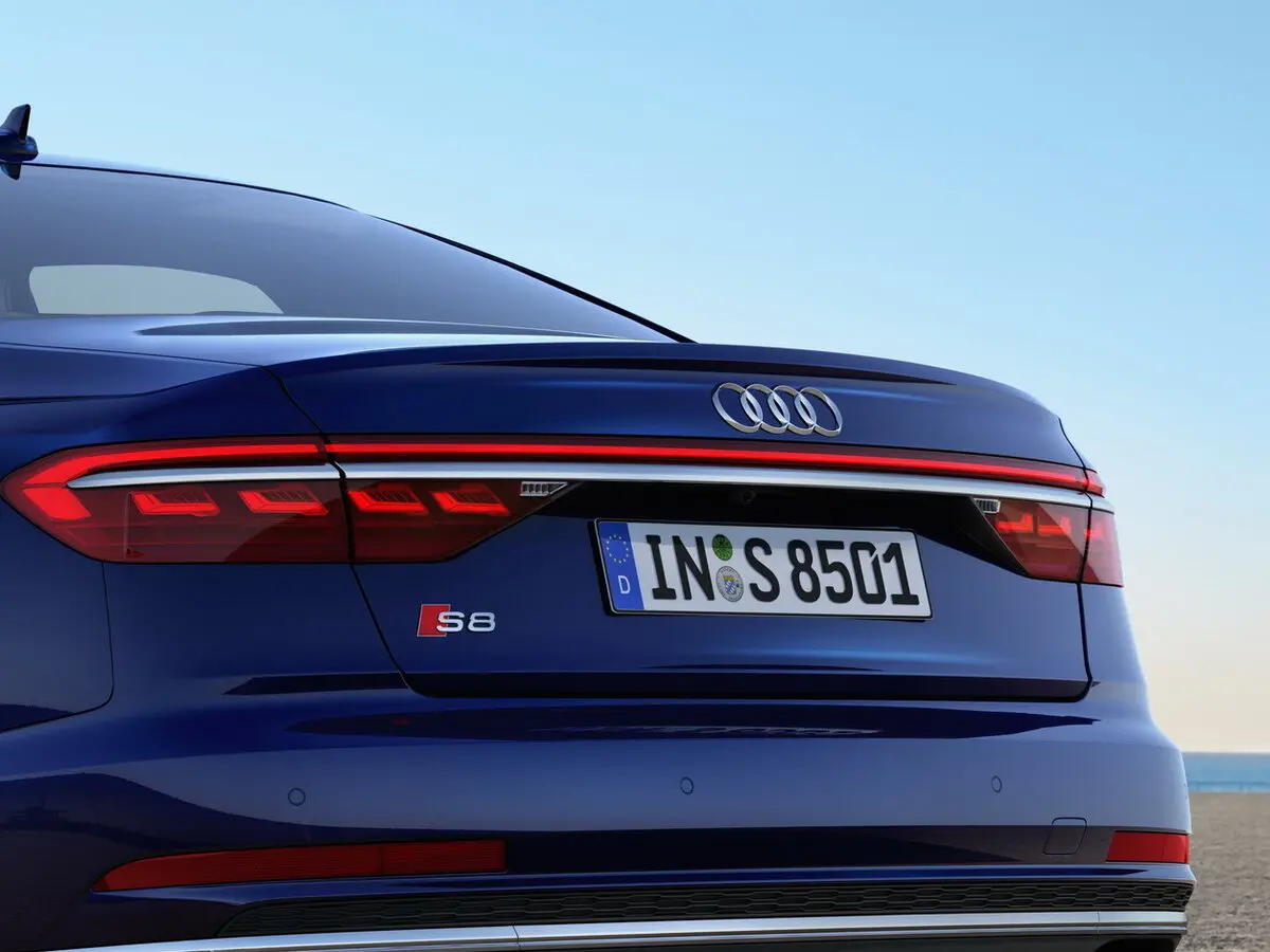Audi S8 IV (D5) Седан — 照片 15