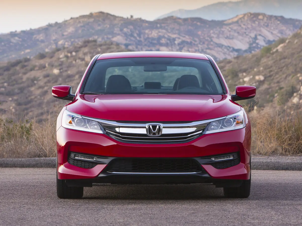 Honda Accord IX Рестайлинг Седан — фото 3