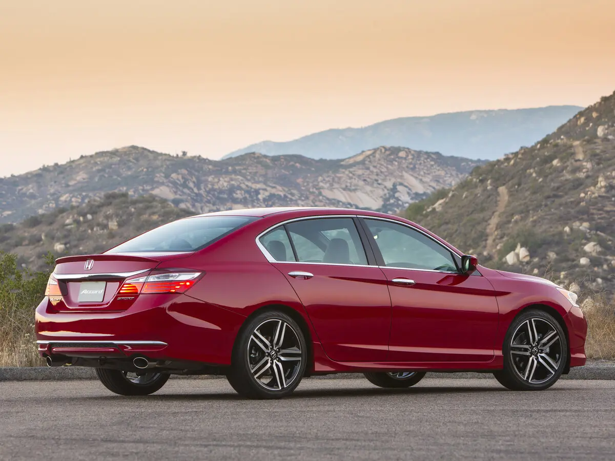 Honda Accord IX Рестайлинг Седан — фото 5