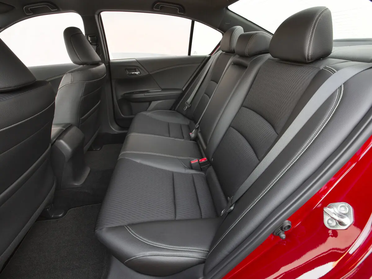 Honda Accord IX Рестайлинг Седан — фото 10