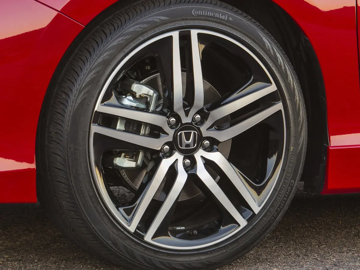 Honda Accord IX Рестайлинг Седан — фото 17